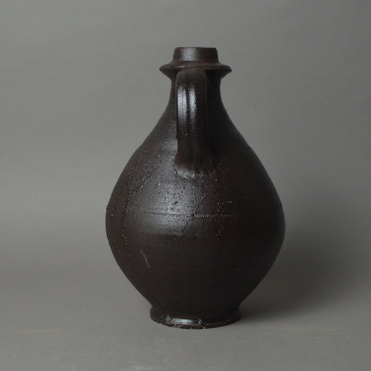 Disk Necked Flagon Black