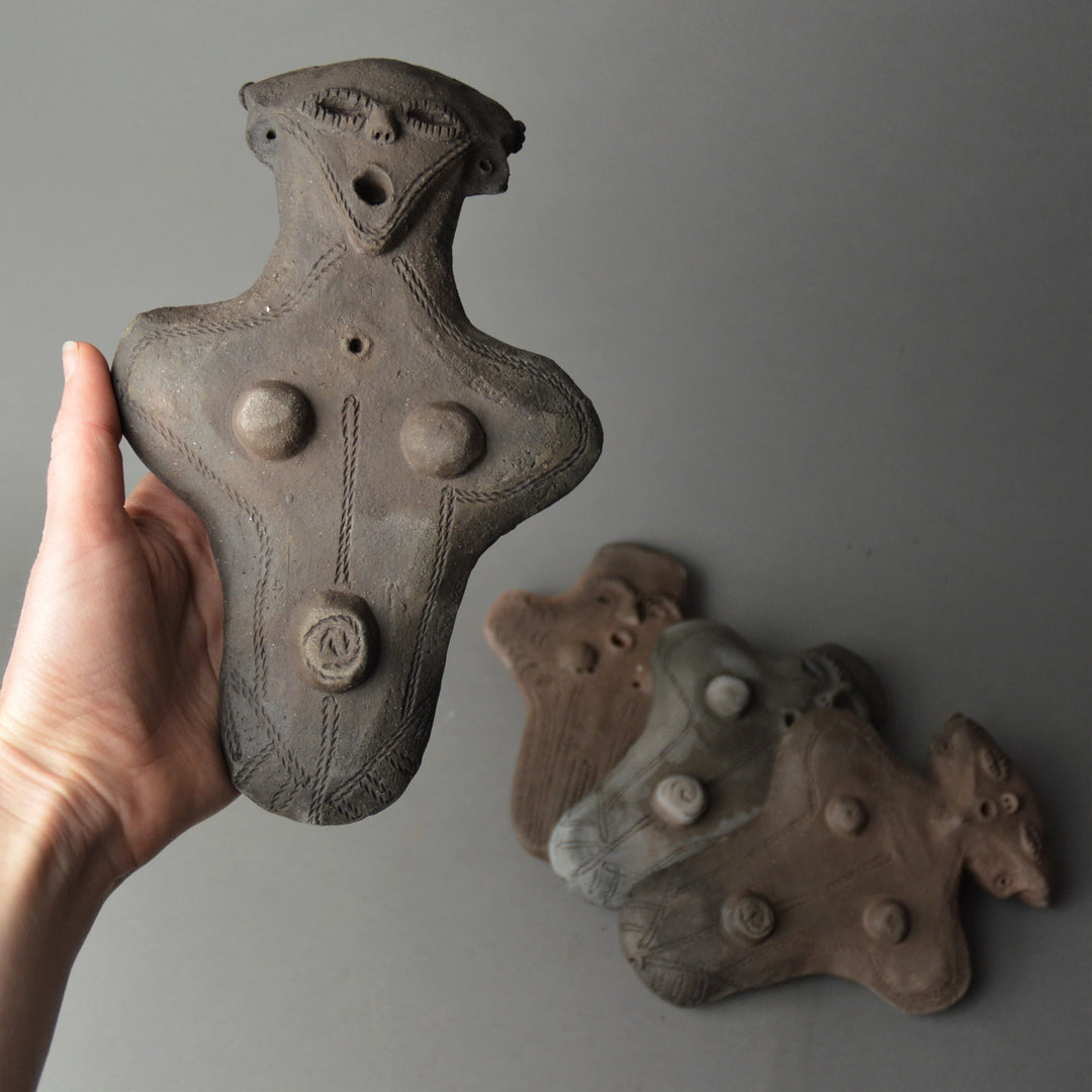 Slab-Shaped Cruciform Dogu, One-Off 005