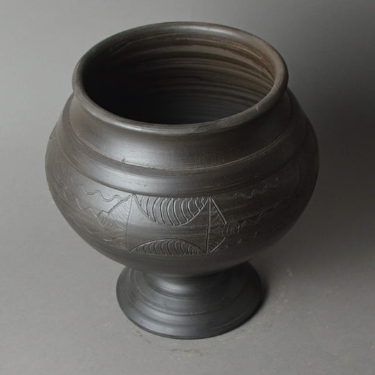 Iron Age Pedestal Urn - Incised Decoration A2