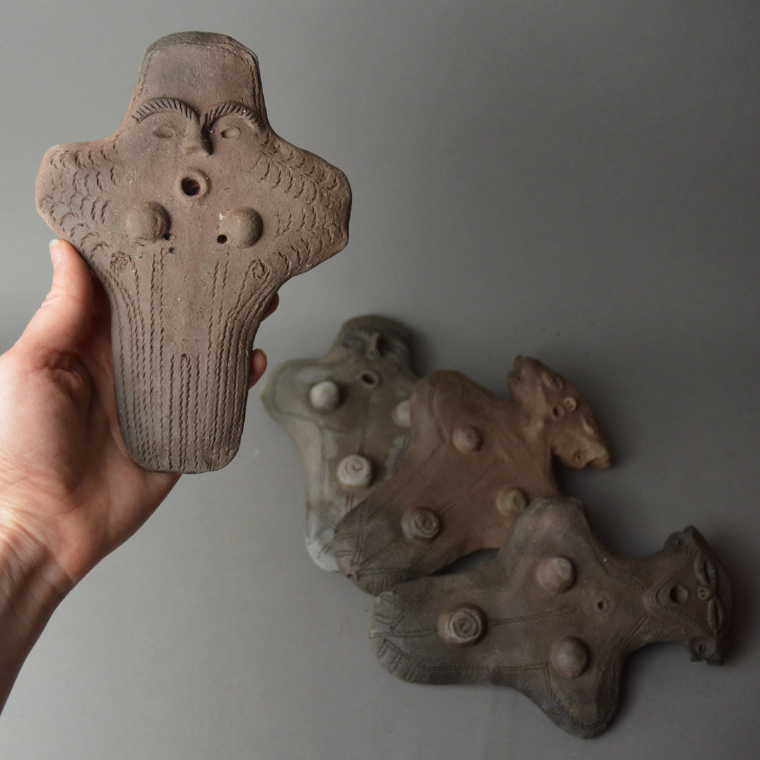 Slab-Shaped Cruciform Dogu, One-Off 004