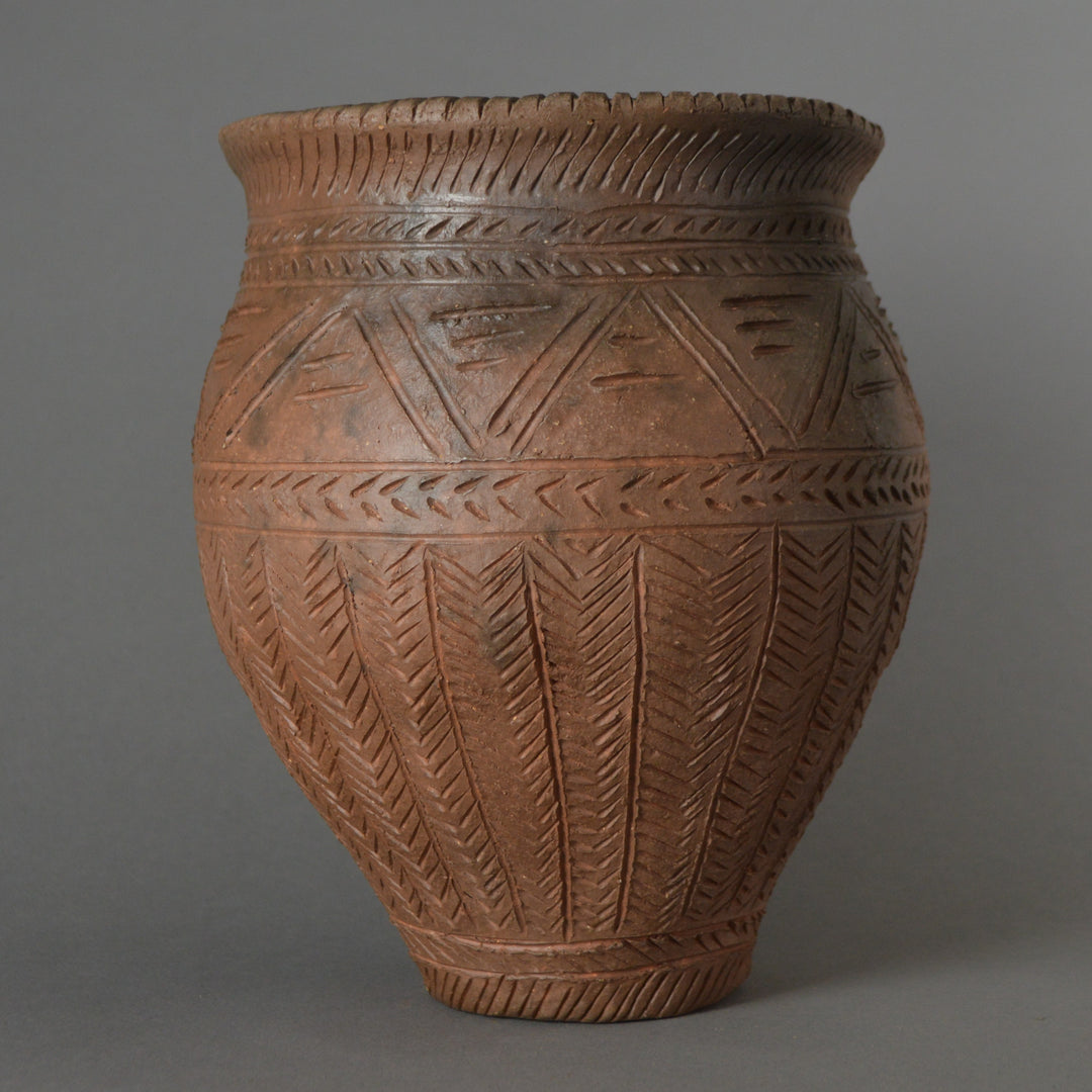 Irish Bronze Age Food Vessel Urn